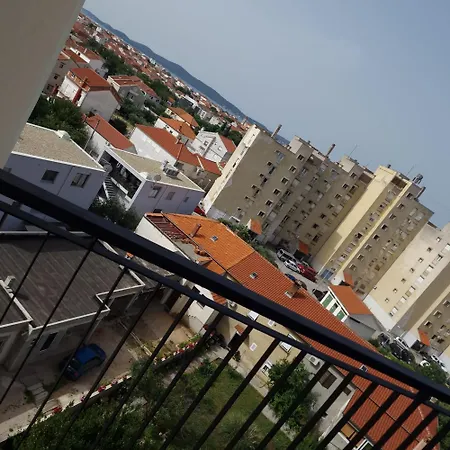41 Apartment